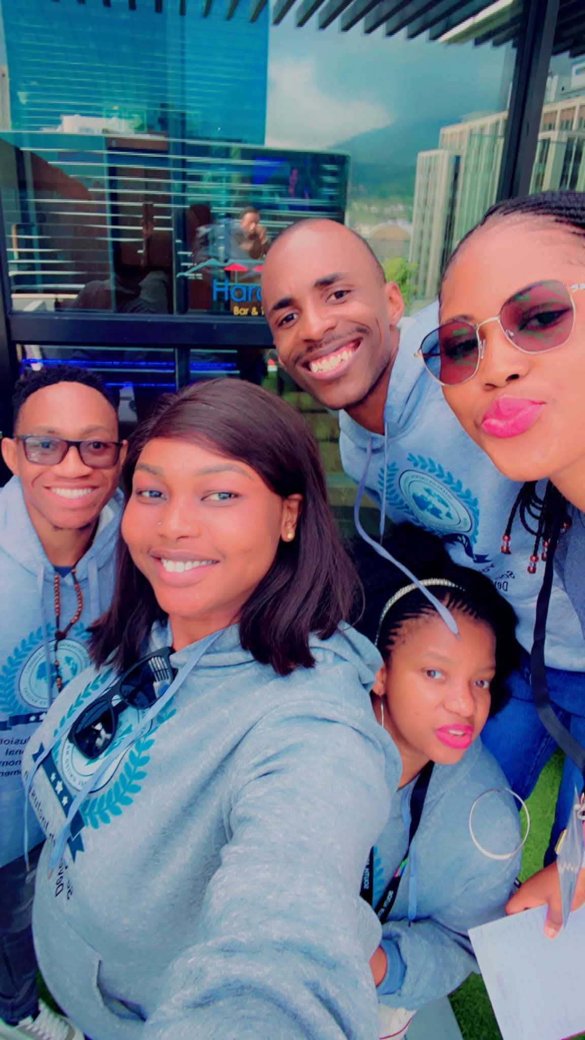 HOFAD youth delegation team selfie