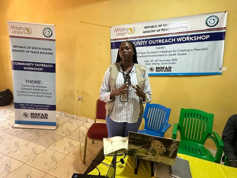 A HOFAD facilitator presenting at a community outreach workshop